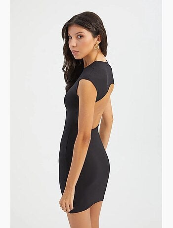 Vestido mini ajustado con cuello redondo, mangas cortas y abertura en la espalda hiccup