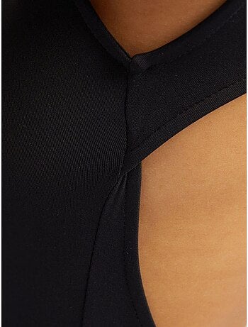 Vestido mini ajustado con cuello redondo, mangas cortas y abertura en la espalda hiccup