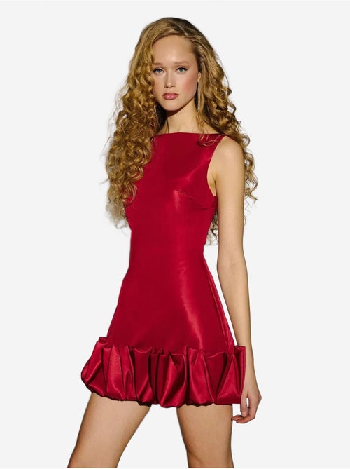 Vestido mini ajustado con espalda abierta y detalle de dobladillo abullonado - Kiabi