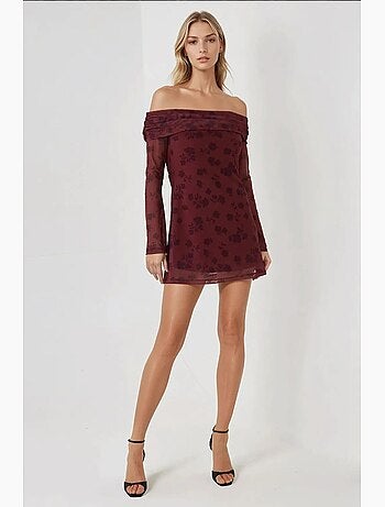 Vestido mini ajustado con hombros descubiertos y estampado floral hiccup
