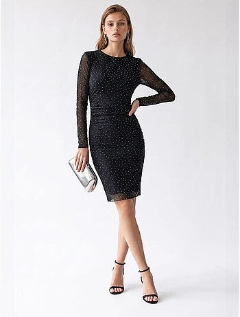 Vestido mini ajustado con lentejuelas y detalle de piedra mixray