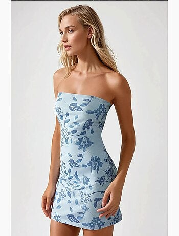Vestido mini ajustado con textura y sin tirantes hiccup