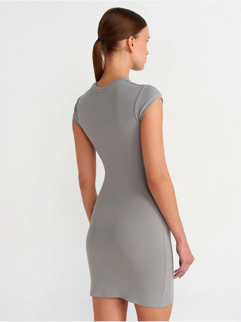 Vestido mini ajustado de mujer dilvin Gris claro - Kiabi