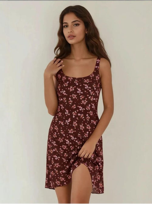 Vestido mini ajustado estampado con cuello en u hiccup - Kiabi Vestido mini ajustado estampado con cuello en u hiccup - Kiabi