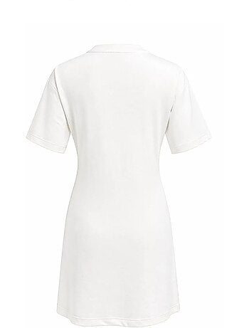 Vestido mini camiseta con cuello redondo y accesorio de piedra mixray
