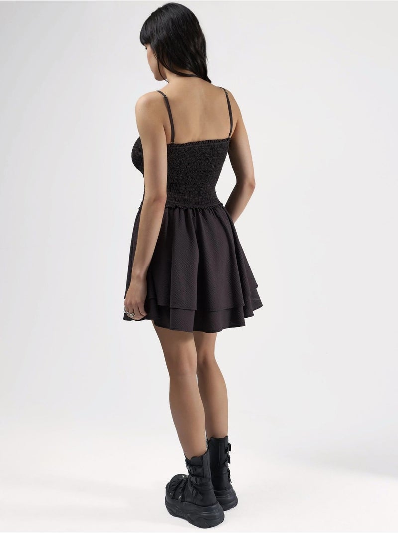 Vestido mini cruzado texturizado sin tirantes hiccup Marrón chocolate - Kiabi
