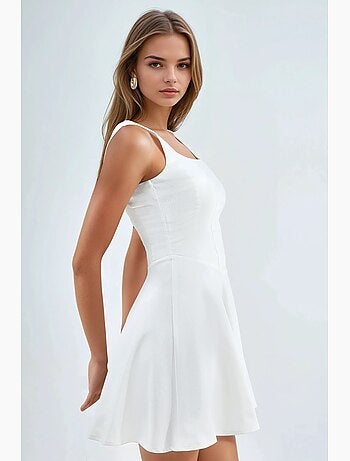 Vestido mini de corte a con cuello cuadrado y cierre de cremallera hiccup