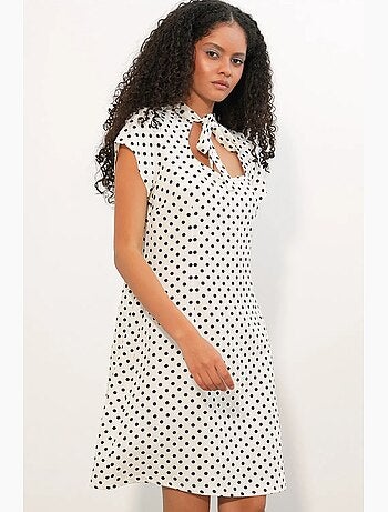 Vestido mini de corte evasé con lunares y lazo bdart