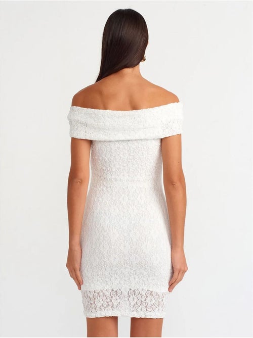 Vestido mini de encaje ajustado - Kiabi Vestido mini de encaje ajustado - Kiabi