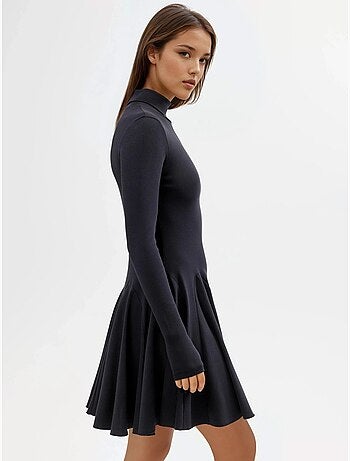 Vestido mini de jersey de cuello alto con diseño de paneles de busem