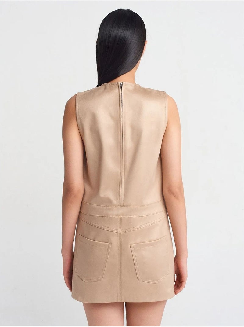 Vestido mini de polipiel sin mangas dilvin Beige arcilla - Kiabi