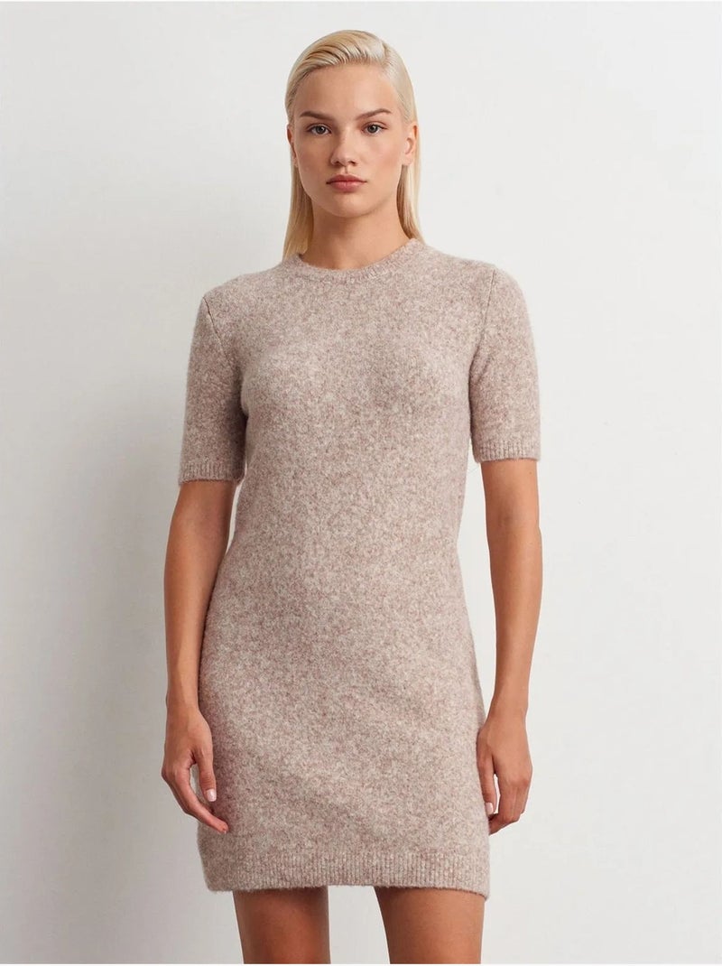 Vestido mini de punto acanalado Beige natural - Kiabi