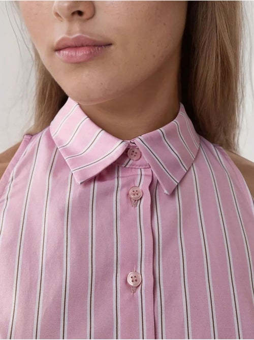 Vestido mini de rayas con cuello camisero hiccup - Kiabi Vestido mini de rayas con cuello camisero hiccup - Kiabi