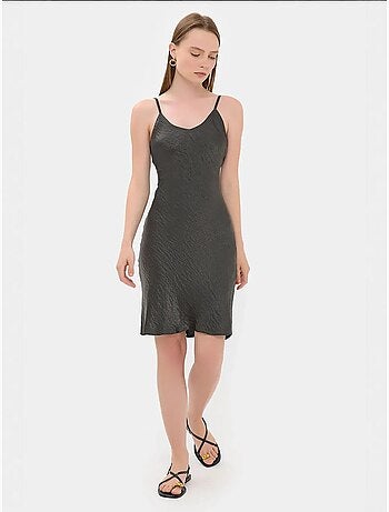 Vestido mini de satén sin mangas de corte A