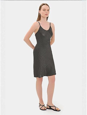 Vestido mini de satén sin mangas de corte A