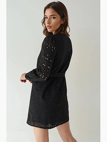Vestido mini estampado con cuello en v de la colección pika hiccup