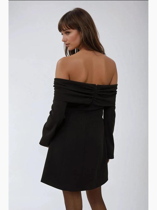 Vestido mini exclusivo con hombros descubiertos y detalle de botones hiccup - Kiabi