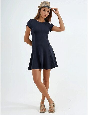 Vestido mini patinador con cuello en u de busem
