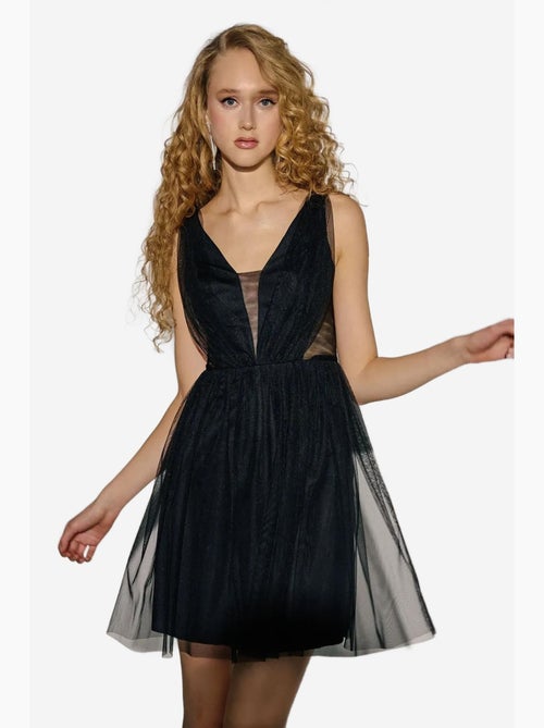 Vestido mini patinador de tul con cuello en v y paneles hiccup - Kiabi Vestido mini patinador de tul con cuello en v y paneles hiccup - Kiabi
