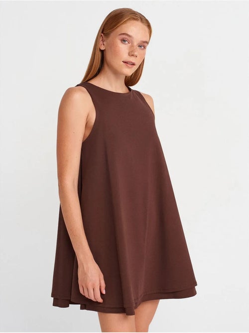 Vestido mini recto sin mangas de popelina de algodón dilvin - Kiabi Vestido mini recto sin mangas de popelina de algodón dilvin - Kiabi