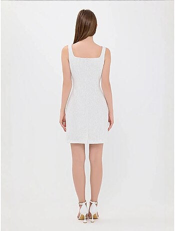 Vestido mini sin mangas con cuello cuadrado a rayas