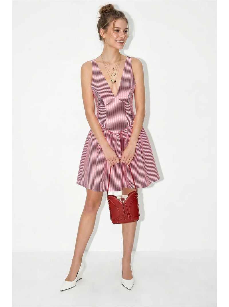 Vestido mini skater a rayas con escote en v y sin mangas lucci Rojo - Kiabi