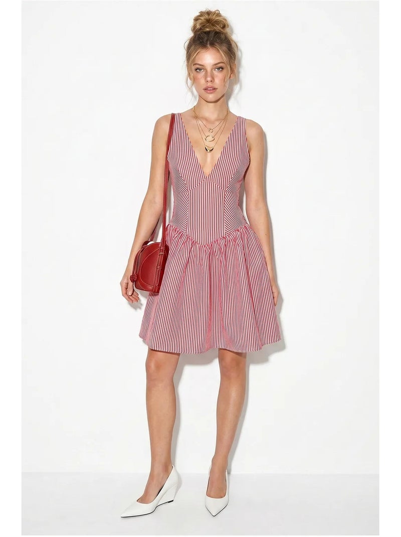 Vestido mini skater a rayas con escote en v y sin mangas lucci Rojo - Kiabi