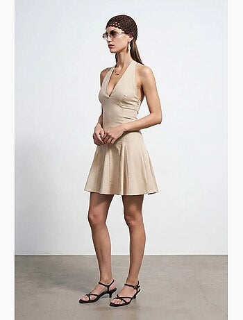 Vestido mini skater con cuello halter dilvin