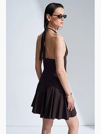 Vestido mini skater con cuello halter dilvin
