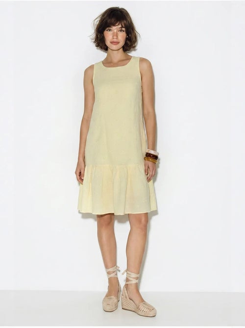 Vestido mini smock de muselina de algodón bordada lucci - Kiabi Vestido mini smock de muselina de algodón bordada lucci - Kiabi