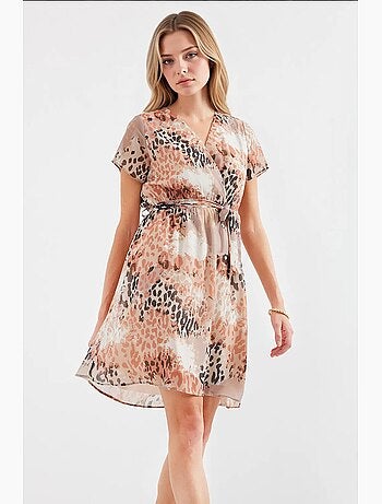 Vestido mini tipo tea floral con escote en v y cinturón bdart