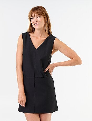 Vestido pichi con escote en V