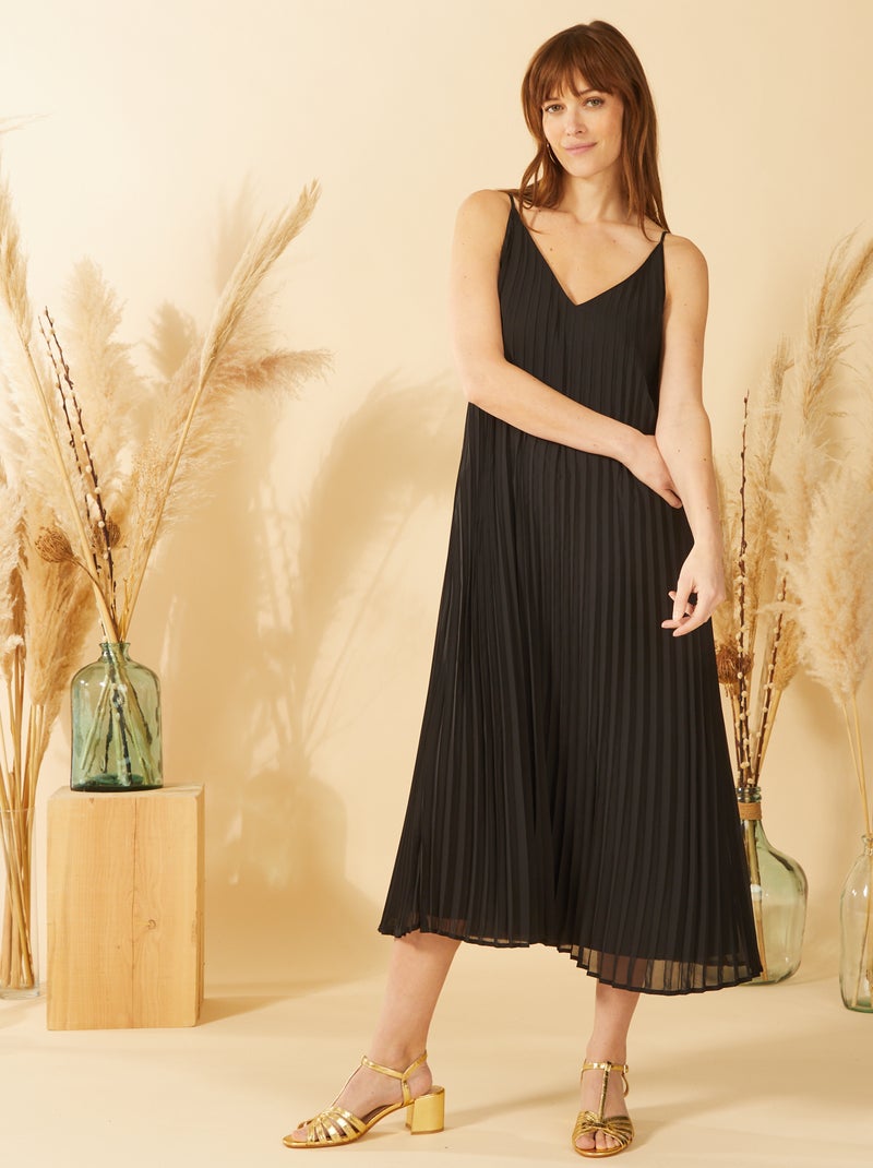 Vestido plisado con tirantes negro - Kiabi