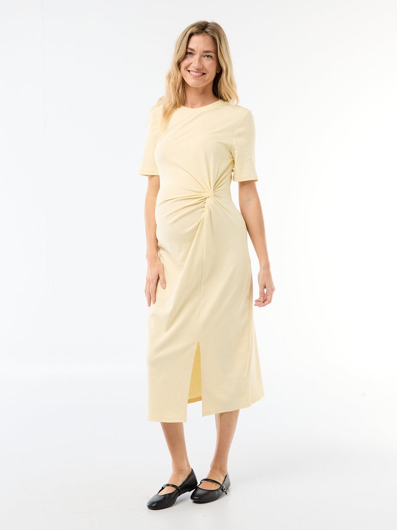 Vestido premamá con torsión frontal Amarillo - Kiabi