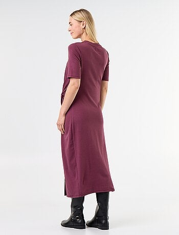 Vestido premamá con torsión frontal