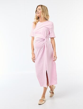 Vestido premamá con torsión frontal