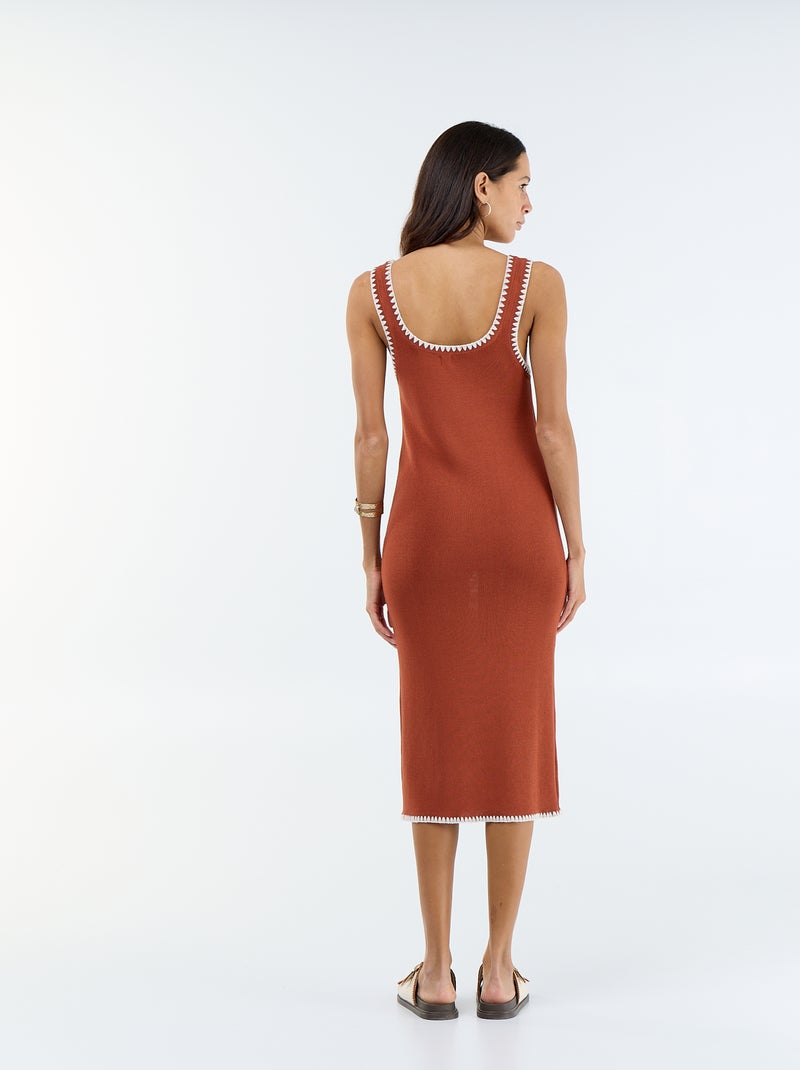 Vestido recto de punto Marron - Kiabi