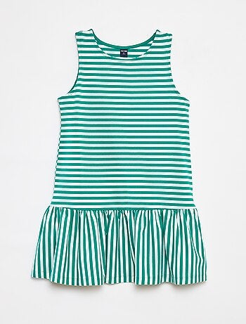 Vestido sin mangas con volantes