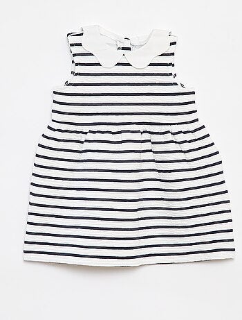 Vestido sin mangas de punto arrugado con motivo