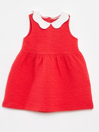 Vestido sin mangas de punto arrugado con motivo