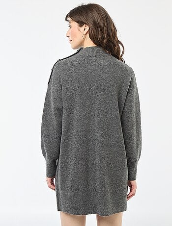 Vestido jersey con botones decorativos