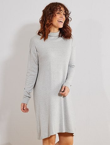 Vestido tipo jersey con cuello chimenea - Kiabi