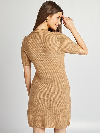 Vestido tipo jersey corto de punto
