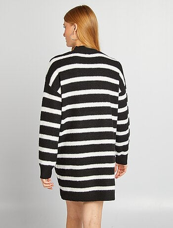 Vestido tipo jersey de punto con cuello ajustado