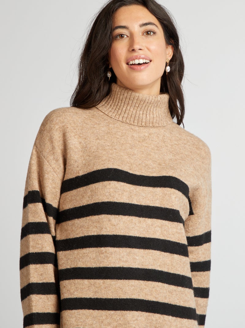 Vestido tipo jersey de punto con cuello vuelto BEIGE - Kiabi