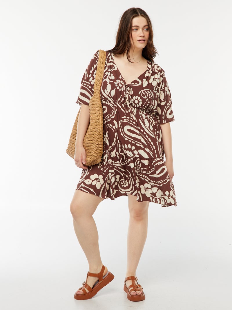 Vestido trapecio estampado con volante en el bajo Marron - Kiabi