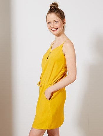 Vestido vaporoso con tirantes finos ajustables - Kiabi