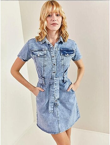 Vestido vaquero con botones a presión y cinturón lucci