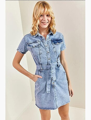 Vestido vaquero con botones a presión y cinturón lucci
