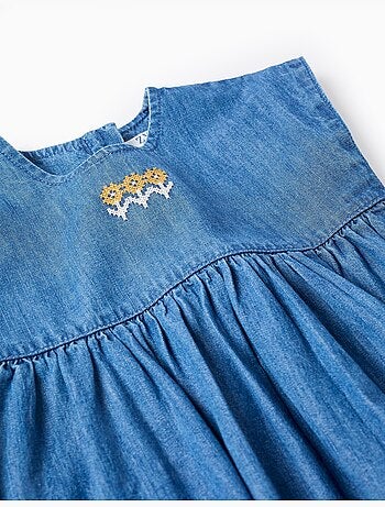 Vestido vaquero de manga corta con flores bordadas
